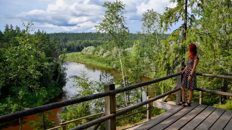 Pasaules tūrisma diena: lēts vienas dienas izbrauciens Latvijā