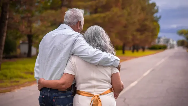 Senioru diena 1. oktobrī: kur sākt, ja vajadzīga aprūpe